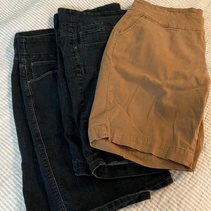 Set of three Jag Jeans. Two Bermuda shirts, one skirt